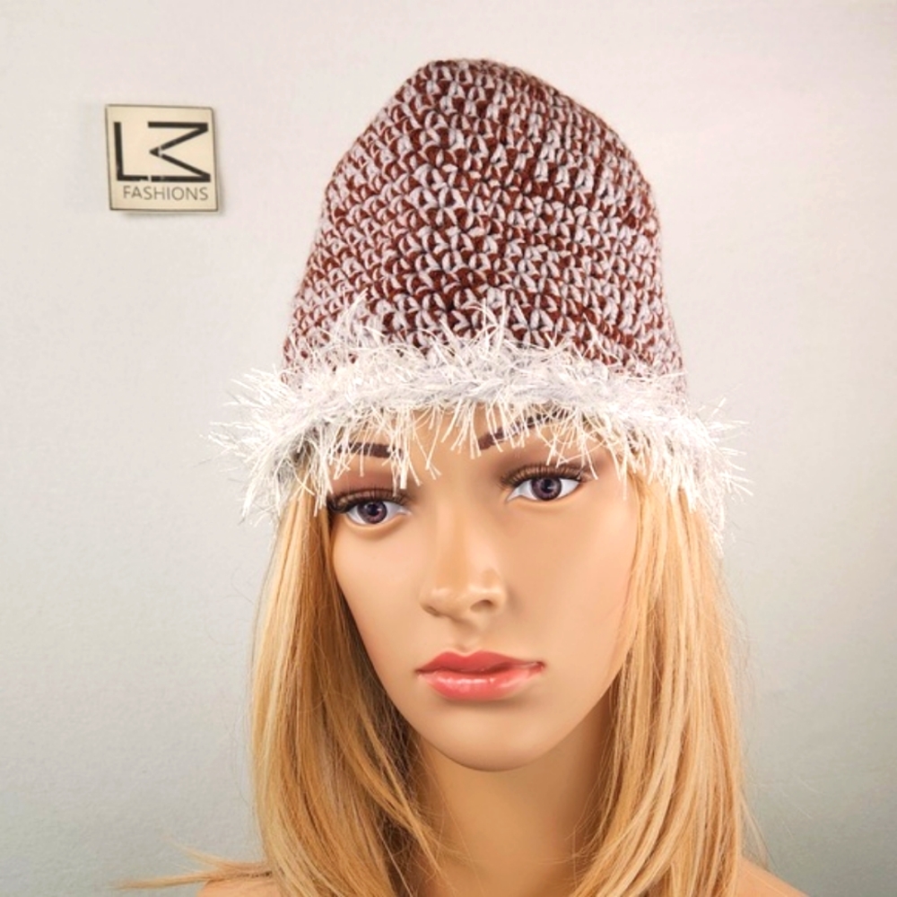 Hand knit woolen fringe hat OSFM - Picture 3 of 13